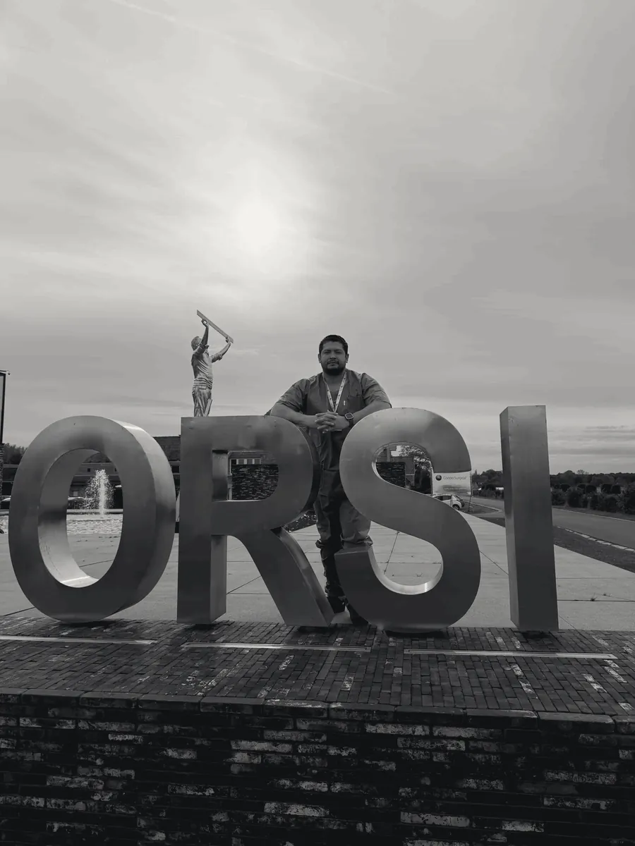 Dr. Jorge Rosales en ORSI Academy, Bélgica